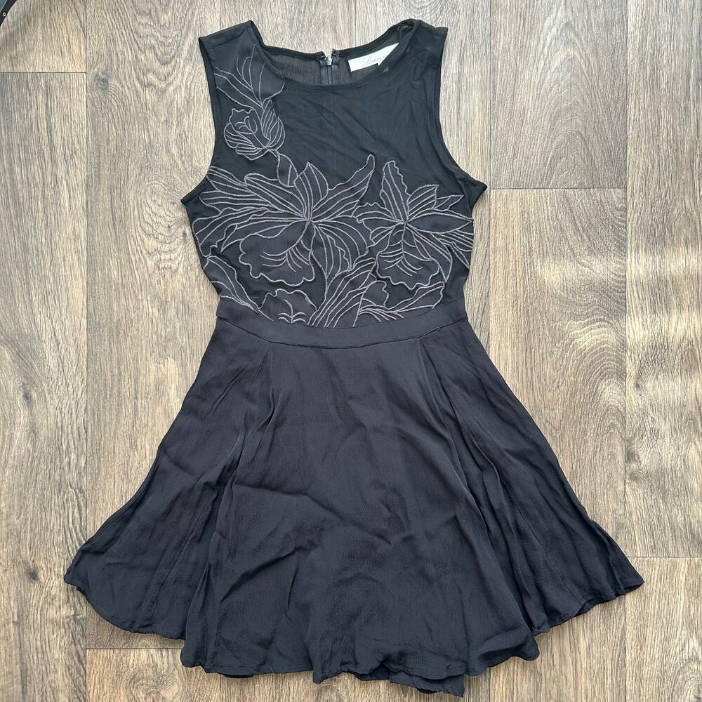🥶 Lovers and Friends Black Wildfire Mini Dress Size Small - Picture 2 of 10